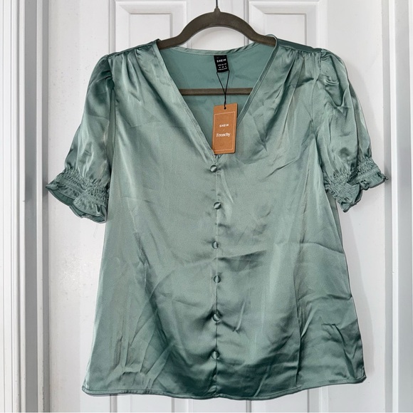 SHEIN / Frenchy Puff Sleeve Button Front Blouse top Mint Green M NWT - Picture 3 of 9